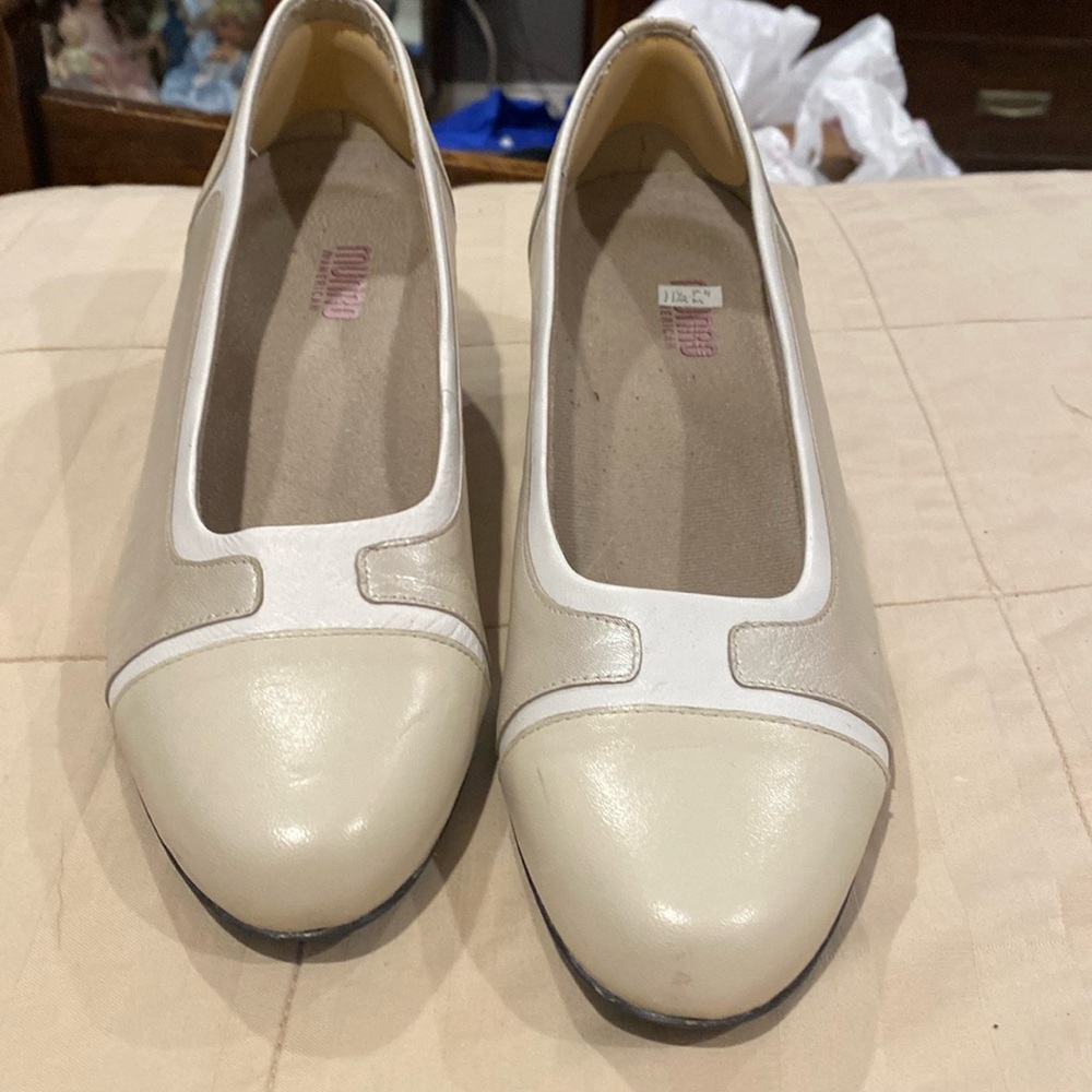 Women’s dress pump size 11 1/2 medium 2” heel